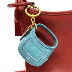 【未使用品】コーチ coach ミニサドル バッグ チャーム シグネチャー レア品•新品COACH ミニ サドル バッグ チャーム シグネチャー