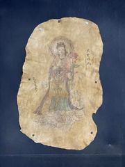 【繍】　★ 織繍 白緞地仕女行楽紋雲肩 ★　清朝期　四合如意 刺繍文様　明清繍品 繍】 ☆ 織繍 白緞地仕女行楽紋雲肩 ☆ 清朝期 四合如意 刺繍文様 明清