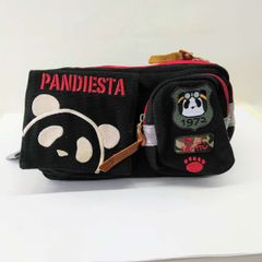 パンディエスタ　ボディバッグ　ブラック