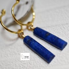 жsale真鍮、樹脂ピアス　天然石ラピスラズリフープピアス