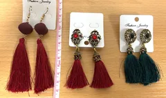 ピアス　3個セット　タッセル　レッド　グリーン　アンティーク調　オリエンタル