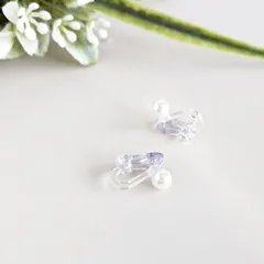 【樹脂クリップ金具】6mm貝パールのイヤリング ～ 金属アレルギー対応 金アレ～