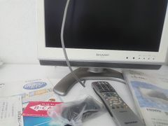 シャープ　アクオス　SHARP　AQUOS　液晶カラーテレビ　LC-16E1 16インチ