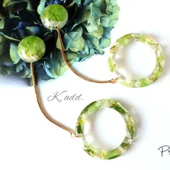 ボタニカル🌿揺れるイヤリング/ノンホールピアス/ピアス☆アレルギー対応