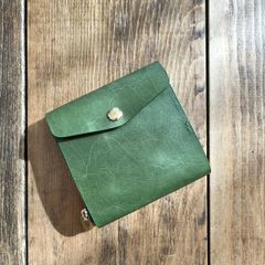 財布 2つ折り 薄型 コンパクト 本革 牛革 キャッシュレス　グリーン