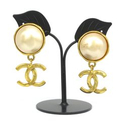 シャネル CHANEL ココマーク フェイクパール イヤリング ヴィンテージ アクセサリー ゴールドカラー 管理11418