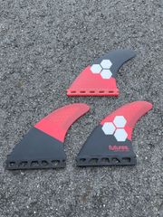 美品　futures アルメリック　AM3カーボン　フューチャーフィン Sサイズ 000000009327_O0lU2Wy.jpg