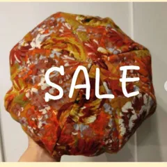 #７　SALE　　ベレー帽　花柄　サイケ柄のサムネイル