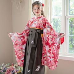 【HAKAST27-A1】着付け簡単袴セット 刺繍入り 京都絵師描き下ろし本格柄　～いにしえ華車赤×濃茶袴[A1]～　キャサリンコテージ　TAK　小学生　袴　卒業式　セット
