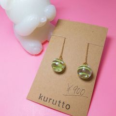 レジン ヨーヨー 揺れるピアス