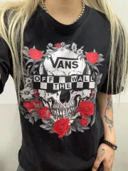 (ヴィンテージ) Vans スカル&ローズ プリント 管状の 半袖Tシャツ