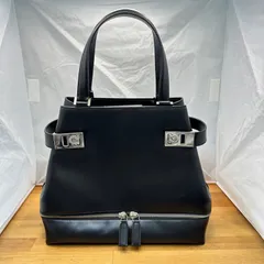 2024年最新】フェラガモ ハンドバッグの人気アイテム - メルカリ 