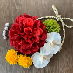 髪飾り　ヘアピン　赤系