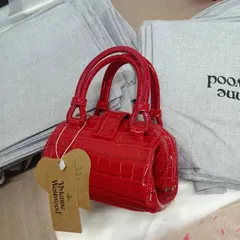 【海外での代理購入】新品 ヴィヴィアンウエストウッド ハンドバッグ チェーンバッグ Vivienne Westwood ショルダーバッグ