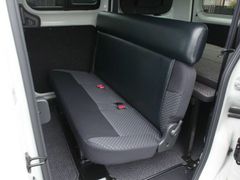 【数量限定アウトレット・旧仕様】NV200バネット バン ESヘッドレストPLUS ブラックレザー