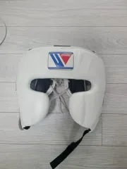 新品未使用 winning ウイニング ボクシング ヘッドギア Mサイズ 白 Winning ボクシング ヘッドギア フェイスガードタイプ
