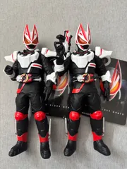 仮面ライダーギーツ マグナムブーストフォーム　ソフビ　フィギュア 2点セット