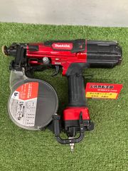 【中古品】【0921】★makita(マキタ) 41㎜高圧エアビス打ち機 赤 AR411HR　IT6QU7VSBYEI