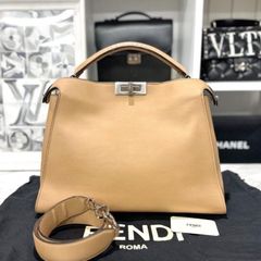 ラッピー付き FENDI フェンディ ピーカブー ミディアム ブラウン
