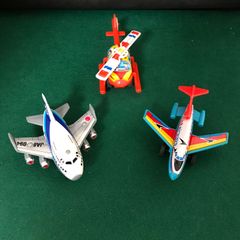 4399　飛行機おもちゃ　3点セット売り ブリキヘリコプター昭和レトロ  日本製ブリキおもちゃ飛行機