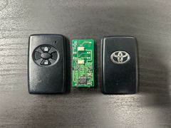 トヨタ　アリオン　プレミオ　スマートキー　37143AIDN