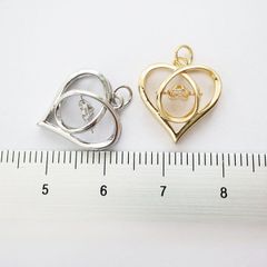 1個 真鍮製 金アレ対応 色褪せにくい Bling bling ゆらゆら ハート キュービックジルコニア チャーム モチーフ チャーム アクセサリーパーツ コネクター ペンダント 手芸 ハンドメイド