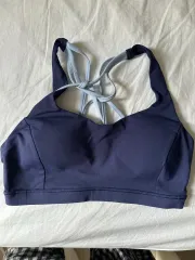 Lululemon ヨガブラトップ ライトブルー　サイズ8 2025年最新】ルルレモン ブラトップ 8の人気アイテム - メルカリ