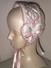ペールピンクのフリフリハートヘッドドレス