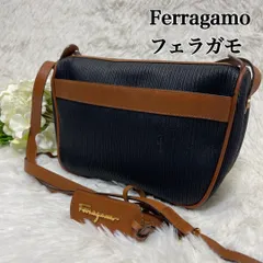 フェラガモ ショルダーバッグ レザー PVC ブラック 型押 ポシェット