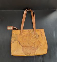 Alviero Martini 1A Classe トートバッグ 地図 A4収納 - メルカリ