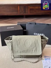ヴィンテージ CHANEL デニムトートバッグ - 大人気アンティーク風 / カジュアルで高級感  [本日特価|新品未使用品]-WT0輸入-BQ85