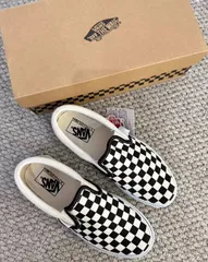 2024年最新】vans 23 スリッポンの人気アイテム - メルカリ