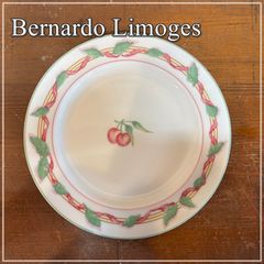 箱付き ベルナルドリモージュ Feuillantine 18.5cm 中皿 ケーキ皿 プレート 取り皿 Bernardo Limoges フィヤンティーヌ 丸皿 植物柄 モモ 桃【CA0306-3】