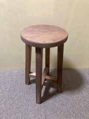 天然木　手作り丸型ブラウンスツール