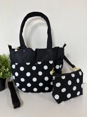 【裁縫ストア・ボヌール】大人かわいい　ドット柄/黒色　ねこ柄肉球柄刺繍キルト　丸底トートバック　サイドポケット付き　ポーチ　メガネケース　ポケットいっぱい　ショルダーバッグ　ハンドバッグ　ハンドメイド　ショルダーストラップ付き　ゴージャス / №500-358