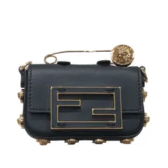 2025年最新】fendi フェンディ ブローチの人気アイテム - メルカリ