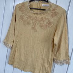 TS-17 《レディース》 LAINERIE　レディース　カットソー　七分袖　五分袖　レース　花　M～Lサイズ　刺繍　ミドル　シニア　模様　ゆったり