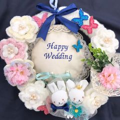 Item thumbnail for item 15081136-b514-4653-872b-f950898d4adf