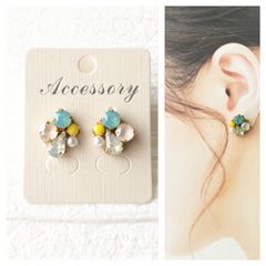 【18】スワロフスキー　キラキラ　ビジュー　エメラルドグリーン　ピアス/イヤリング　ハンドメイドアクセサリー