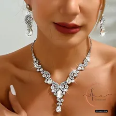 ビジューネックレス ピアス セット キラキラ ゴージャス 高見え 大ぶり