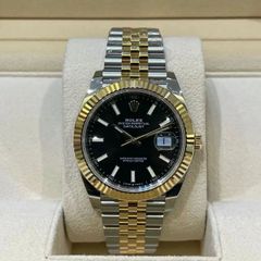 新品未使用 箱付 ROLEX　 ロレックス 腕時計です