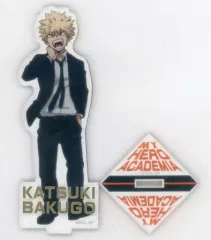 【中古】アクリルスタンド・アクリルパネル 爆豪勝己 suit costume 箔押しアクリルスタンド 「僕のヒーローアカデミア」