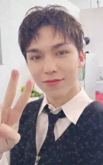 【中古】コレクションカード(男性) SEVENTEEN/バーノン(VERNON)/ホログラム仕様/CD「17 IS RIGHT HERE」(-DEAR Ver.-)SEVENTEEN Weverse Shop JAPAN特典スペシャルフォトカード