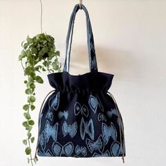 新品未使用　ミナペルホネン swing 巾着バッグ　ハンドメイド　完売品 新品未使用 ミナペルホネン swing 巾着バッグ ハンドメイド 完売