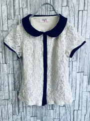 【値下げ】titty&Co. ティティーアンドコー　半袖 シャツ オフホワイト 白 サイズ フリーのサムネイル