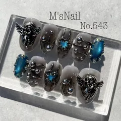 ネイルチップ Y2k 地雷系 量産型 韓国 個性派 個性的 派手 黒 ゴテゴテ カッコイイ