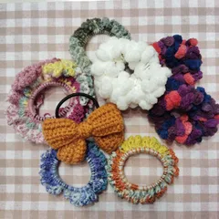 ヘアゴム：毎日つけたいシュシュ・ヘアゴム８個セットE ハンドメイド