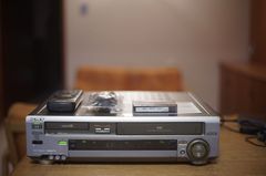 動作保証あり SONY EV-PR2 HI8 8ミリビデオデッキ - メルカリ