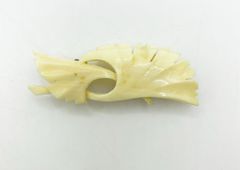 鯨歯　帯留め　イチョウ　銀杏　シンプル　和装　和装小物 帯締め