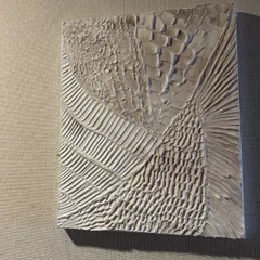 関西限定】k357r120 オランダ 見事な彫刻が壁面を彩る 大型キャビネット